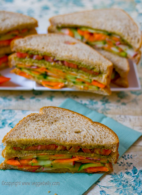 double-layer-summer-vegetable-sandwich-with-hummus-and-pesto