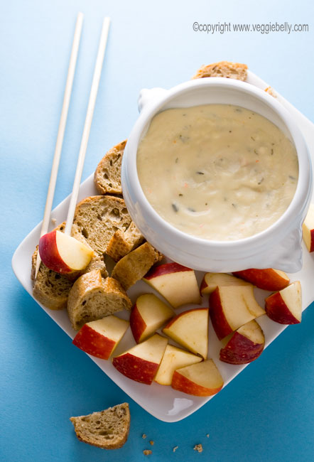 easy mozzarella and alouette cheese fondue