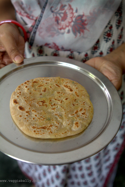 paneer-paratha1